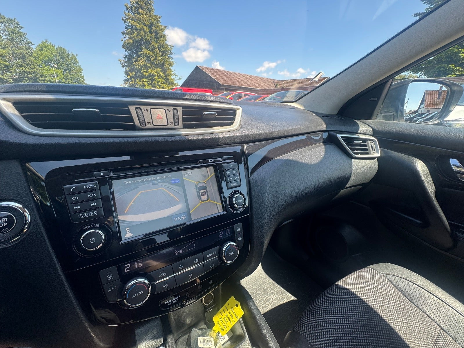 undefined Nissan Qashqai fra 2014
