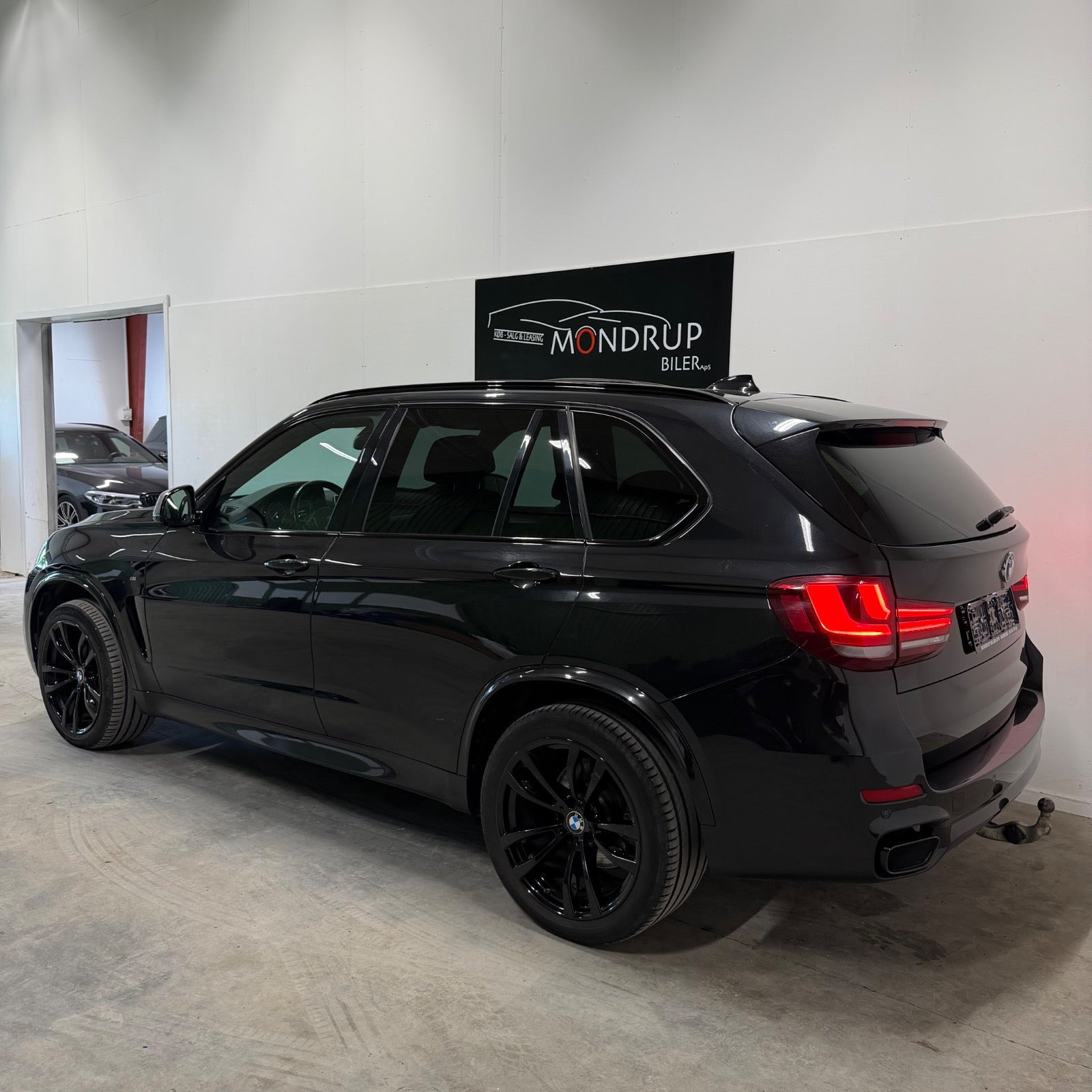 Sort BMW X5 fra 2015