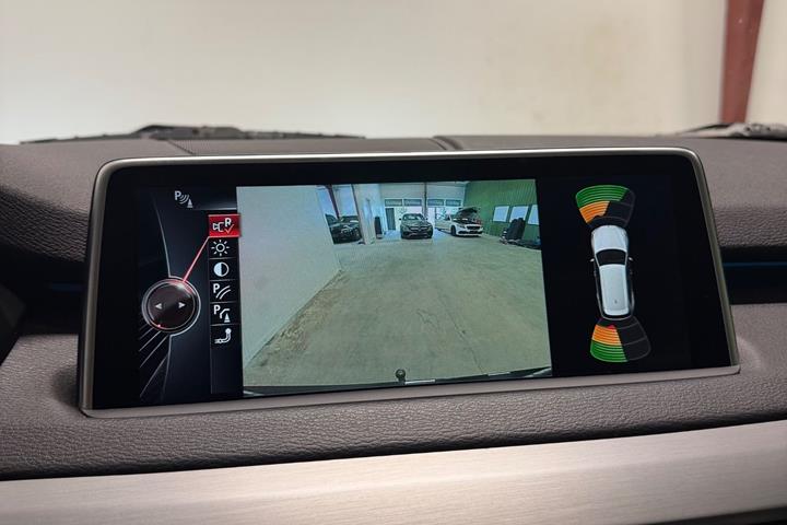 Sort BMW X5 fra 2015