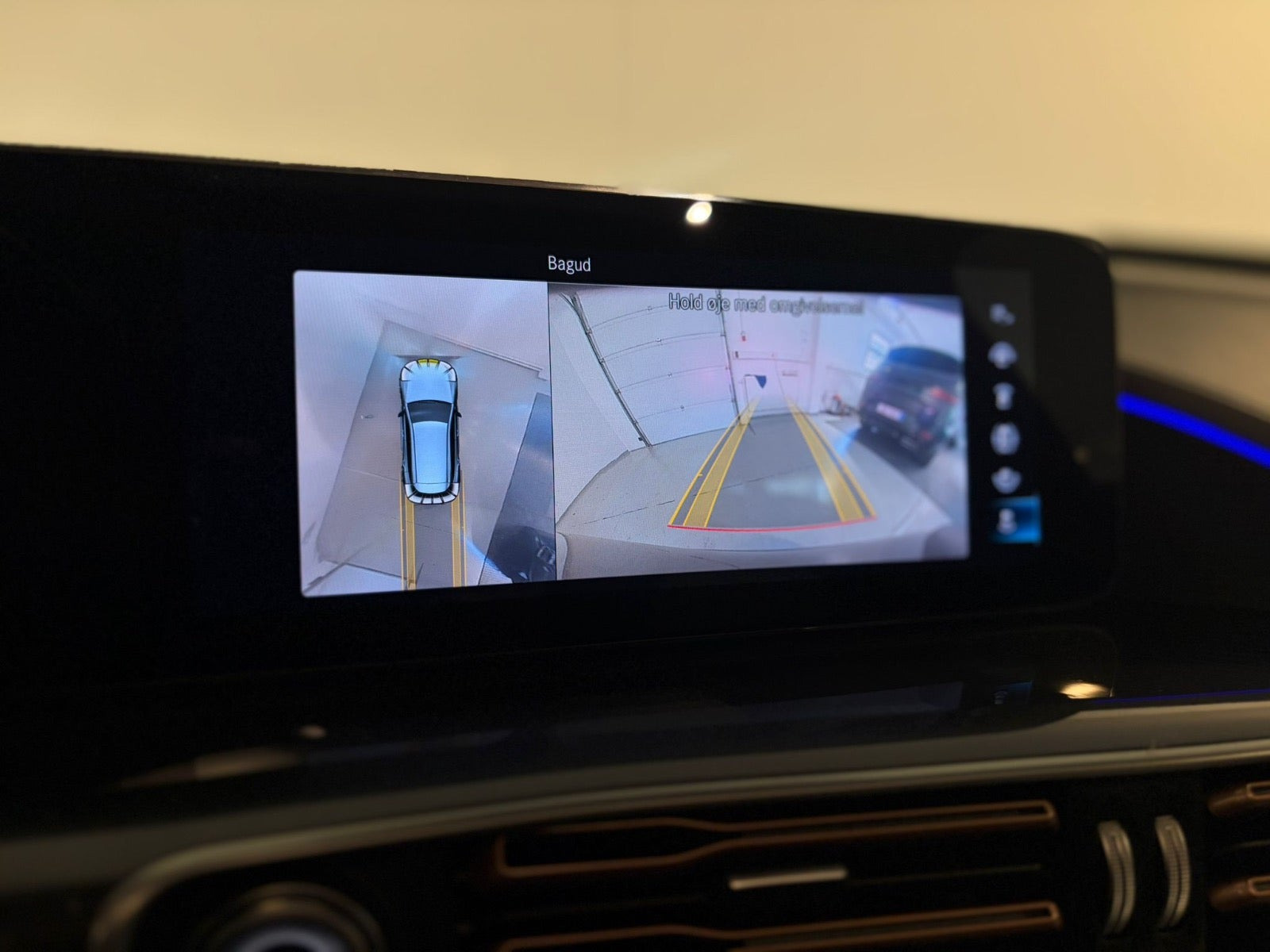 Sort Mercedes EQC400 fra 2021
