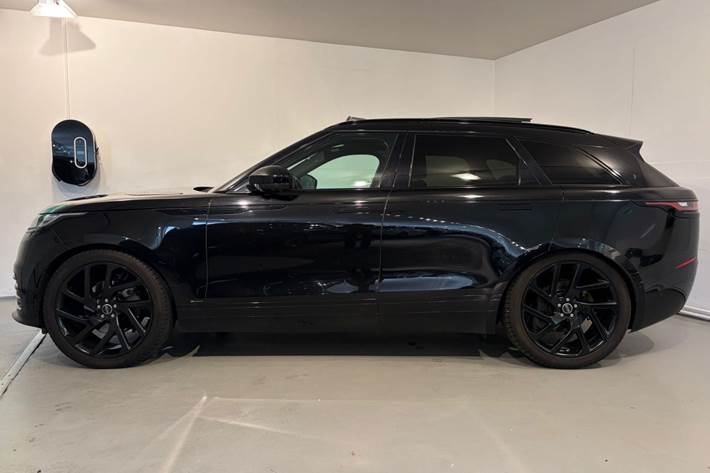 Sort Land Rover Range Rover Velar fra 2018