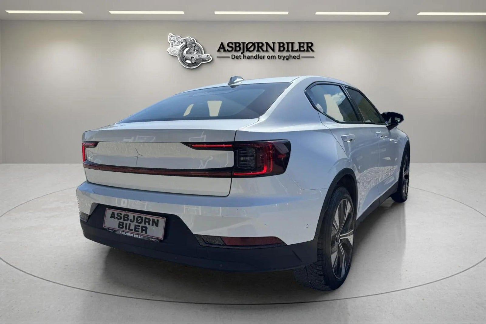 Hvid Polestar 2 fra 2022