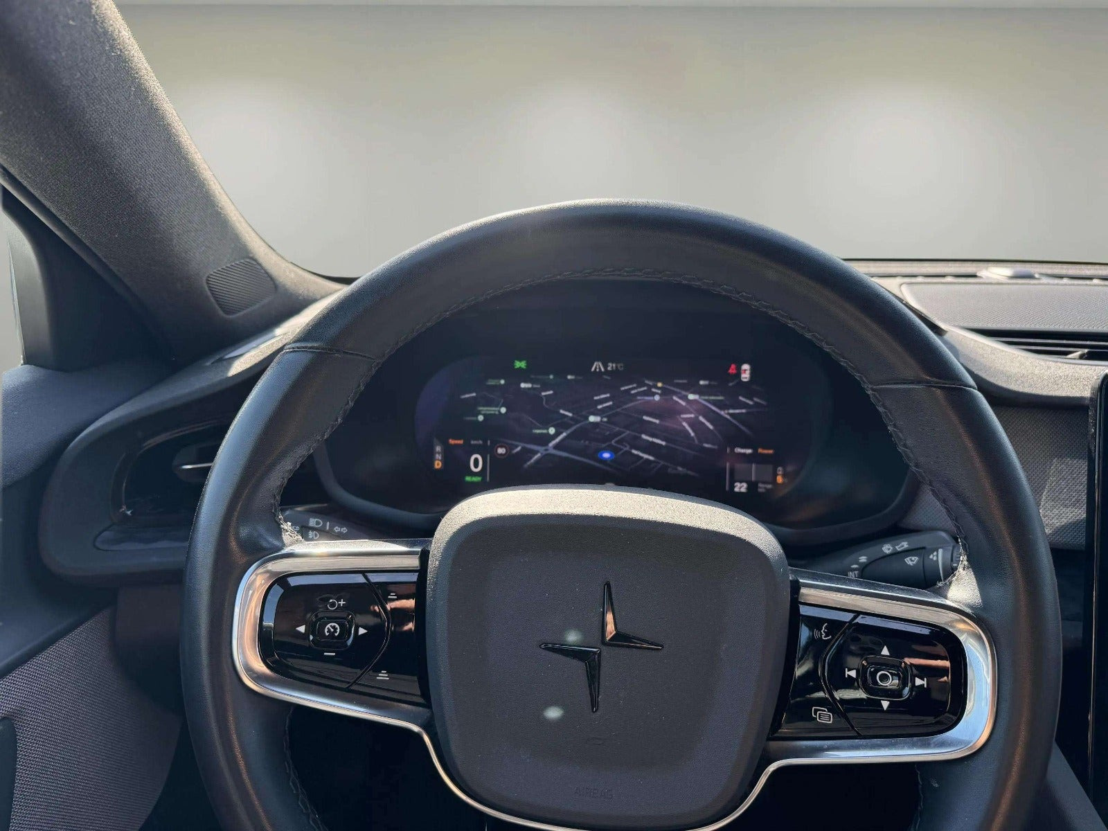 Hvid Polestar 2 fra 2022
