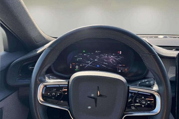 Hvid Polestar 2 fra 2022