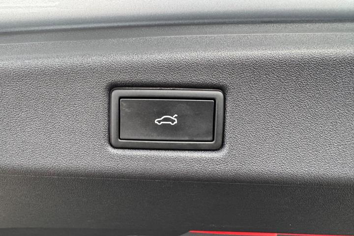 Sølv VW ID.7 fra 2025