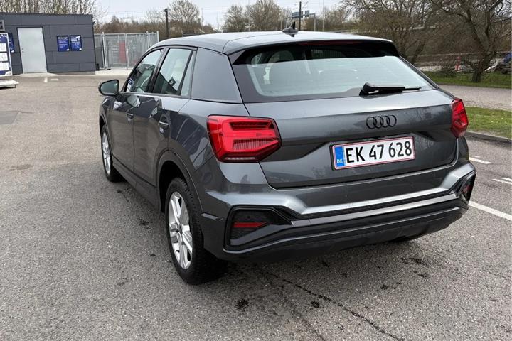 Grå Audi Q2 fra 2026
