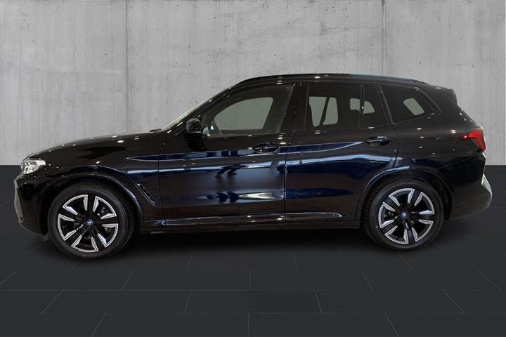Sort BMW iX3 fra 2023