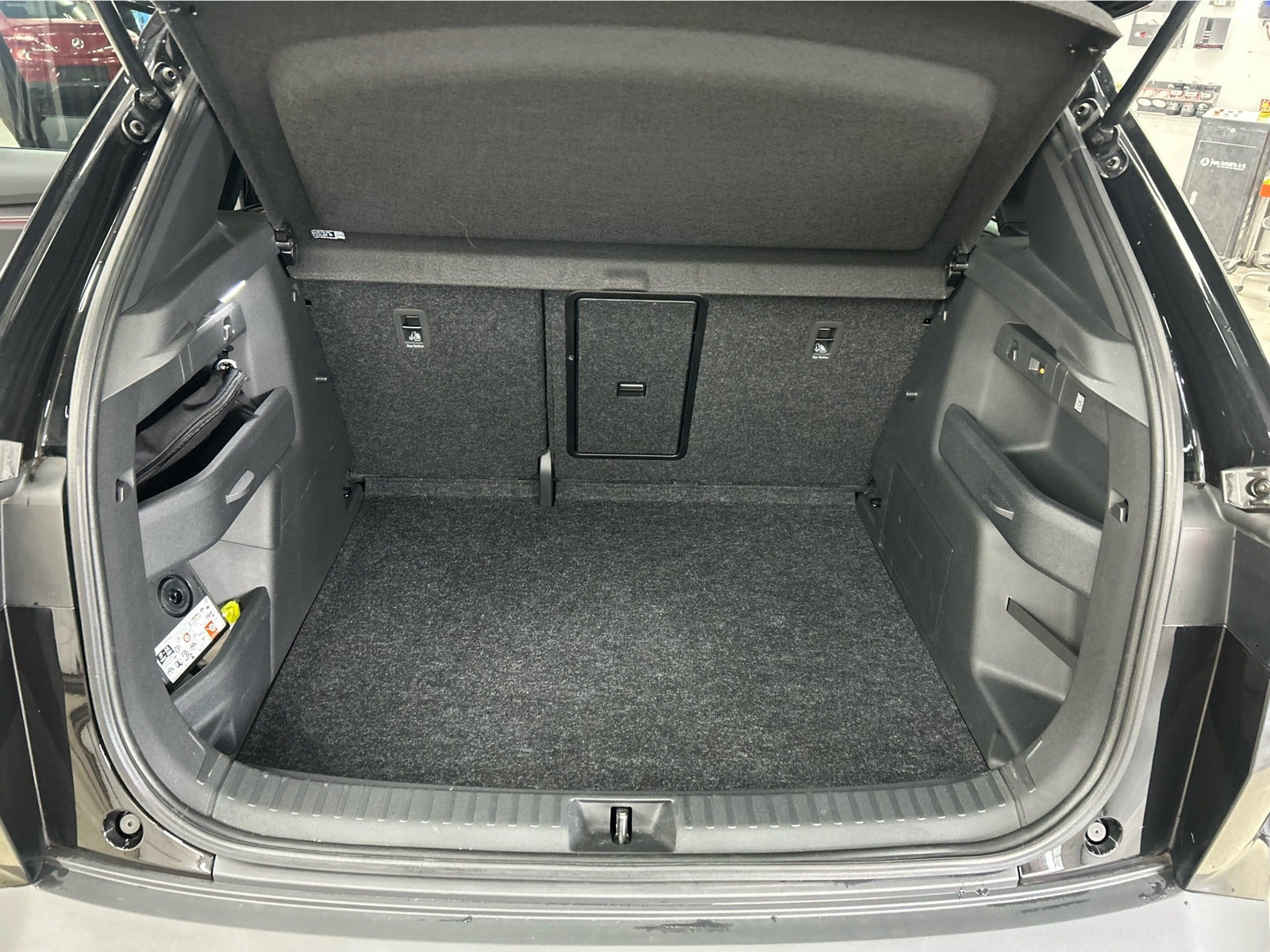 Sort Skoda Elroq fra 2025