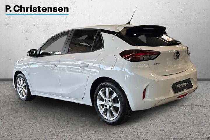 Hvid Opel Corsa fra 2023