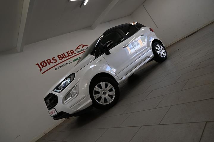Hvid Ford EcoSport fra 2018 set udefra