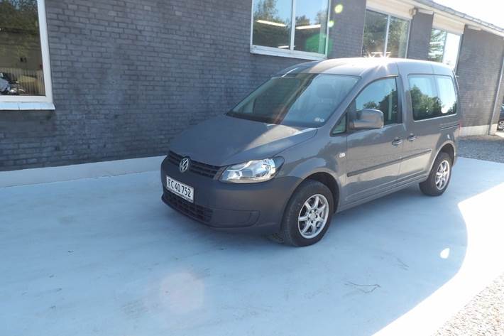 Grå VW Caddy fra 2012