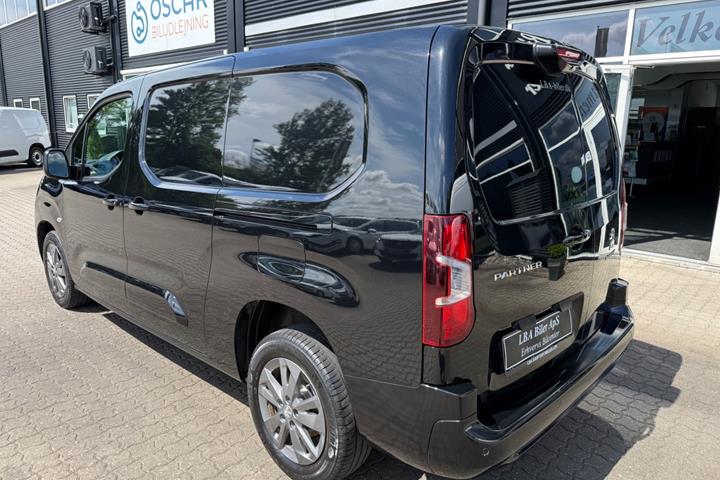 Sort Peugeot Partner fra 2022