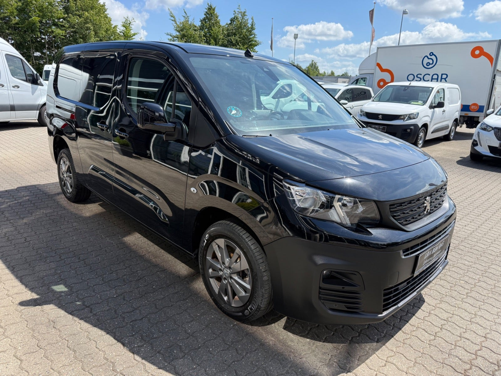 Sort Peugeot Partner fra 2022