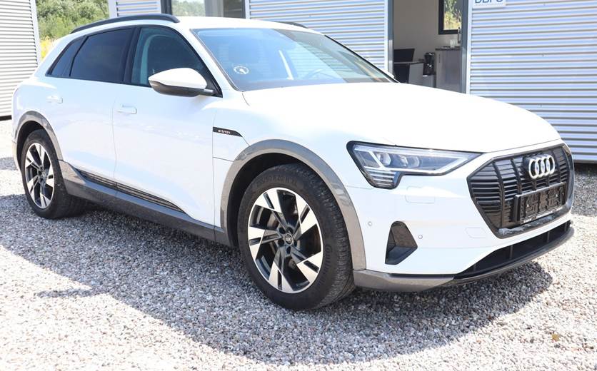 Audi e-tron 55 S-line Prestige quattro