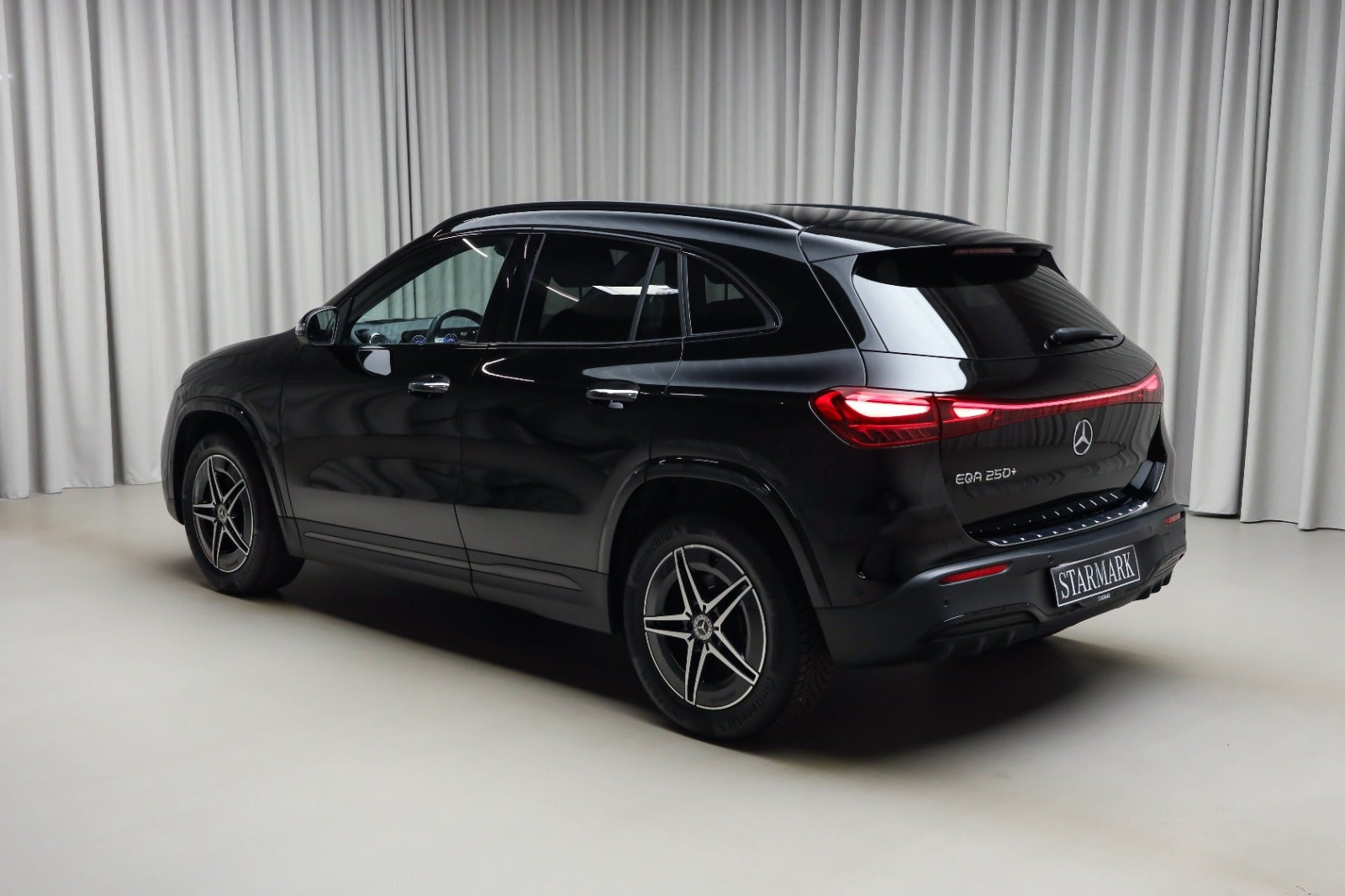 Sort Mercedes EQA250+ fra 2026