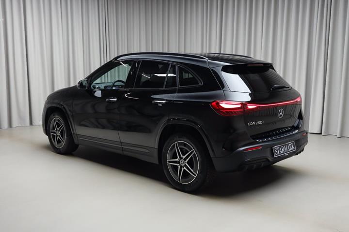 Sort Mercedes EQA250+ fra 2026