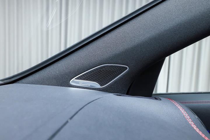 Sort Mercedes EQA250+ fra 2026