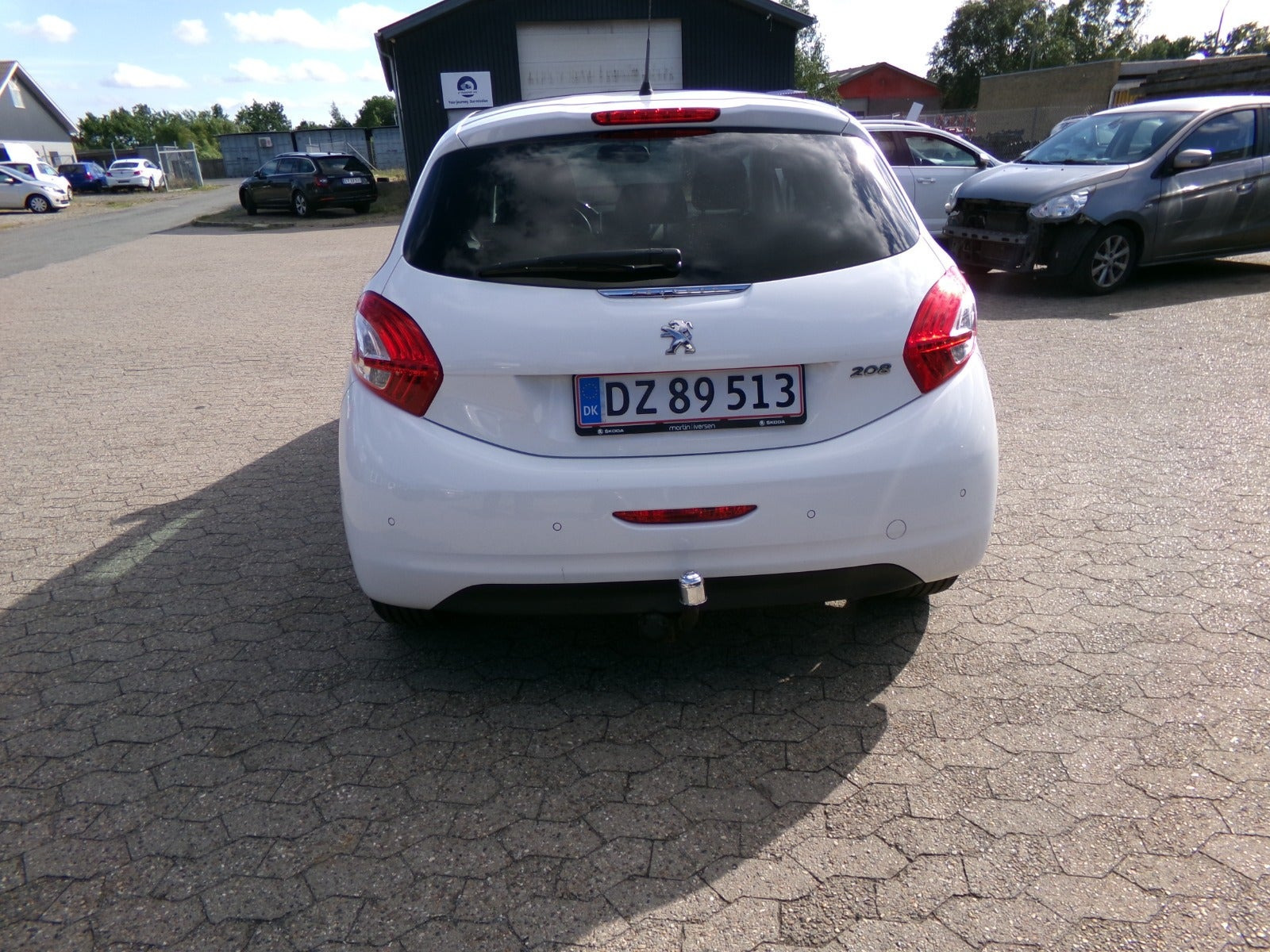 Hvid Peugeot 208 fra 2015