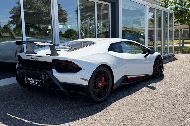Hvid Lamborghini Huracan fra 2019