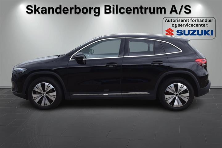 Sort Mercedes EQA 250 fra 2023