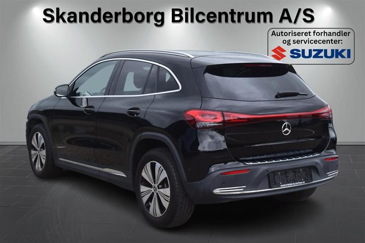 Sort Mercedes EQA 250 fra 2023