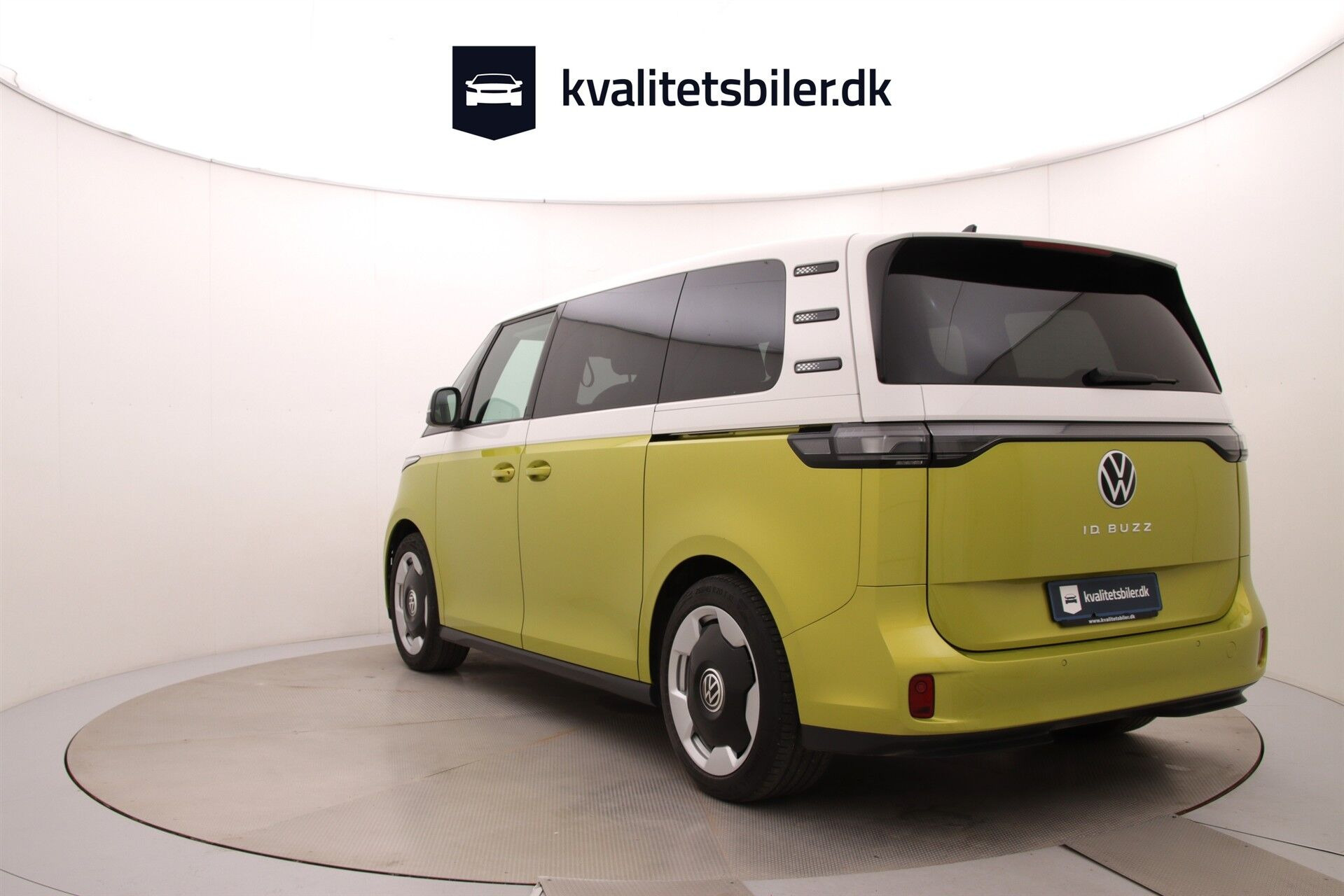 Gul VW ID.Buzz fra 2024