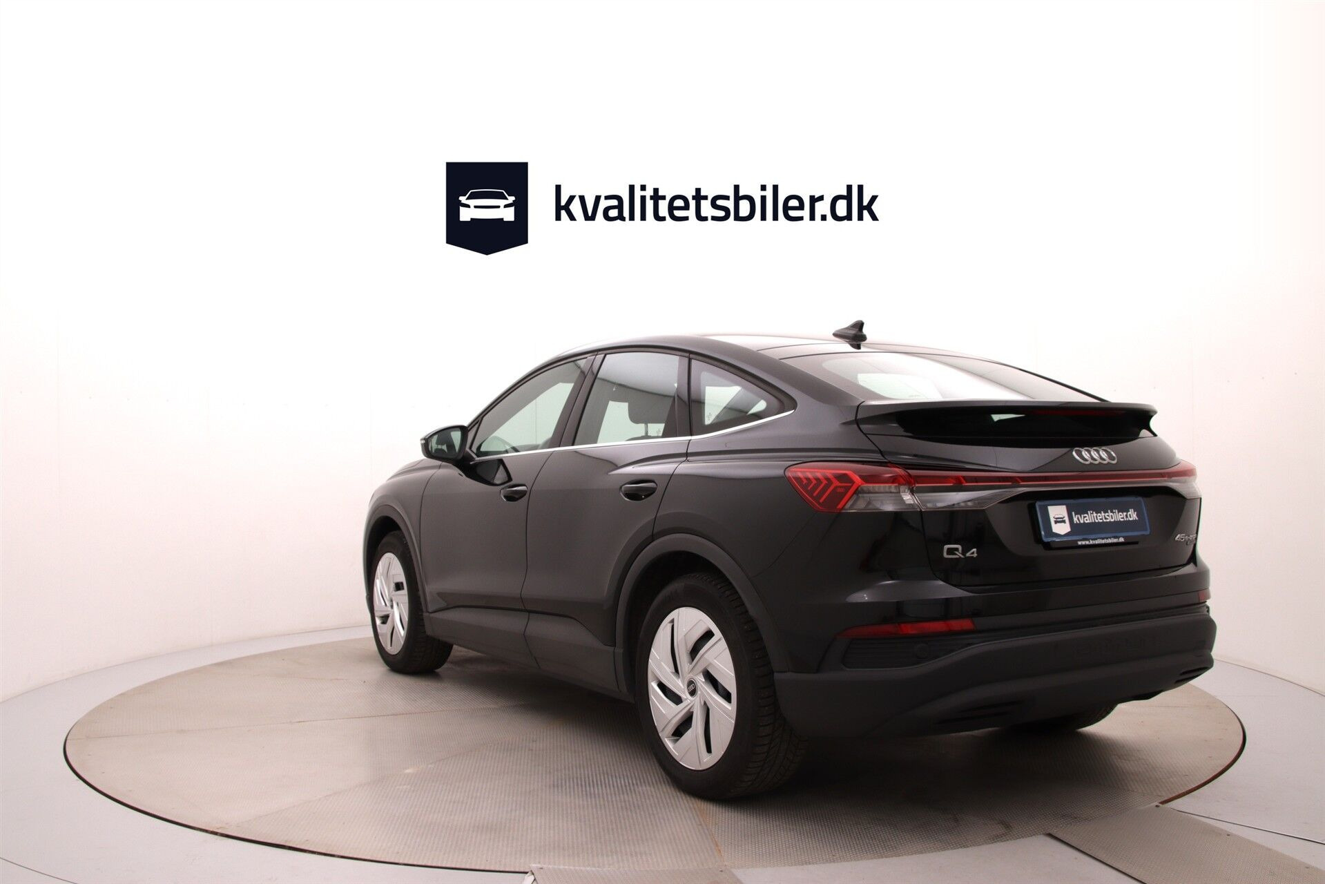 Sort Audi Q4 fra 2023