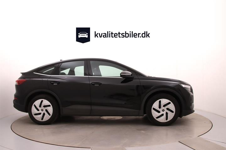 Sort Audi Q4 fra 2023