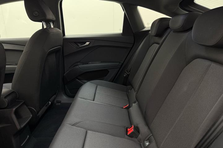 Sort Audi Q4 fra 2023