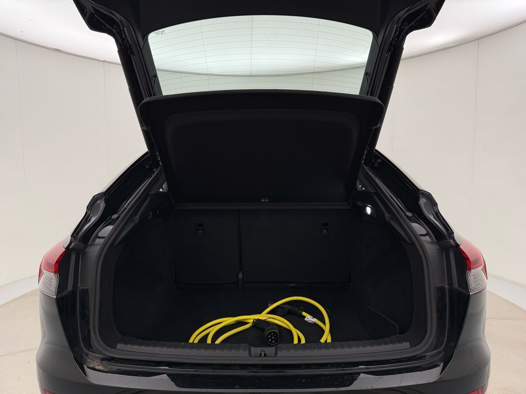 Sort Audi Q4 fra 2023