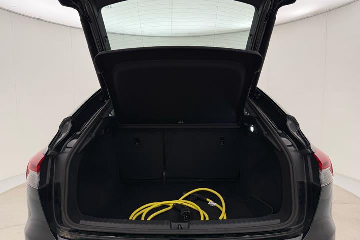 Sort Audi Q4 fra 2023