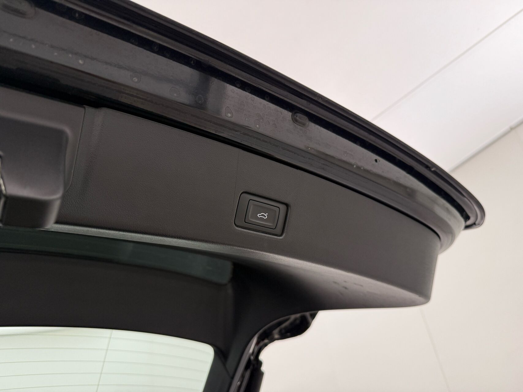 Sort Audi Q4 fra 2023