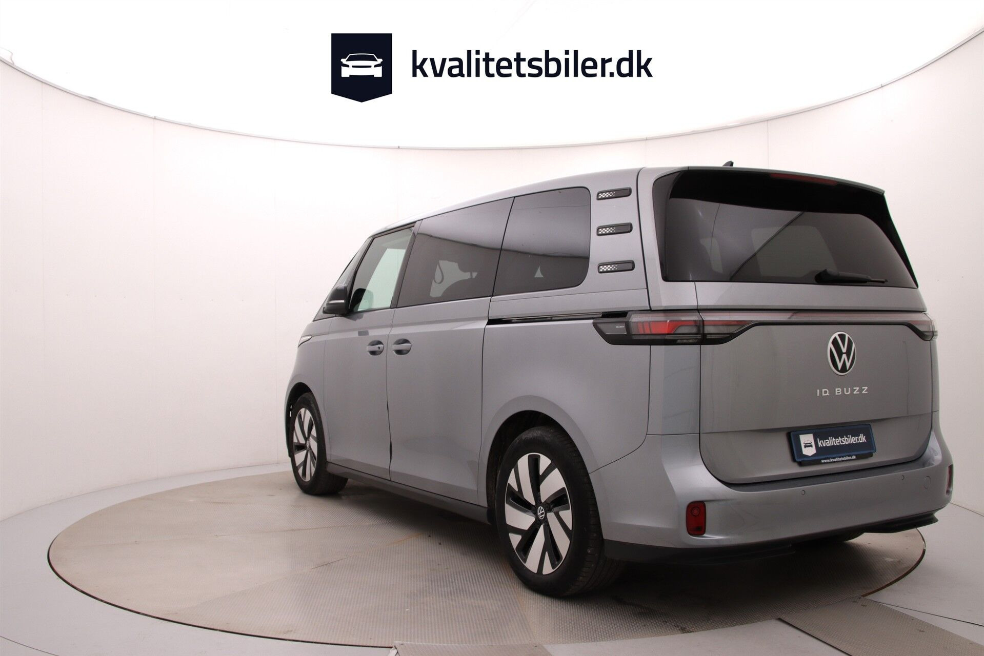 Sølv VW ID.Buzz fra 2024