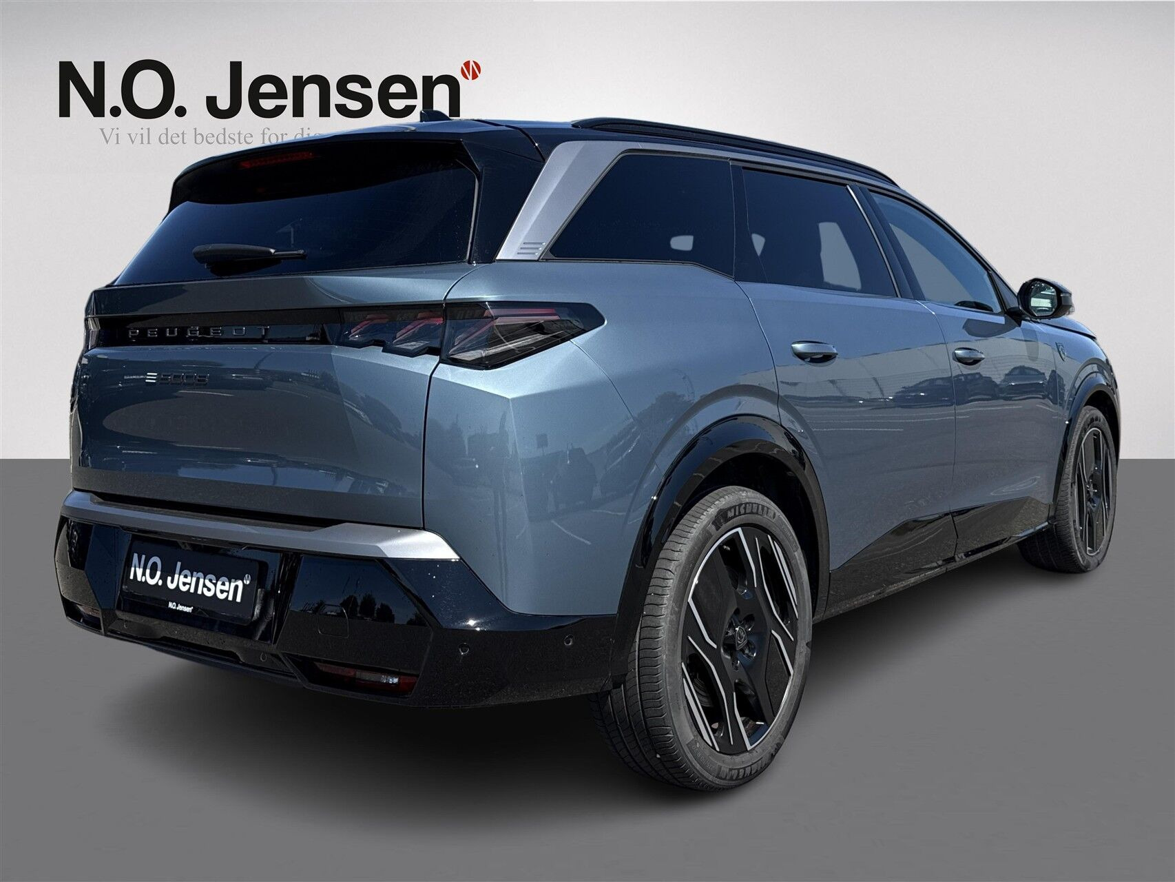 undefined Peugeot e-5008 fra 2025