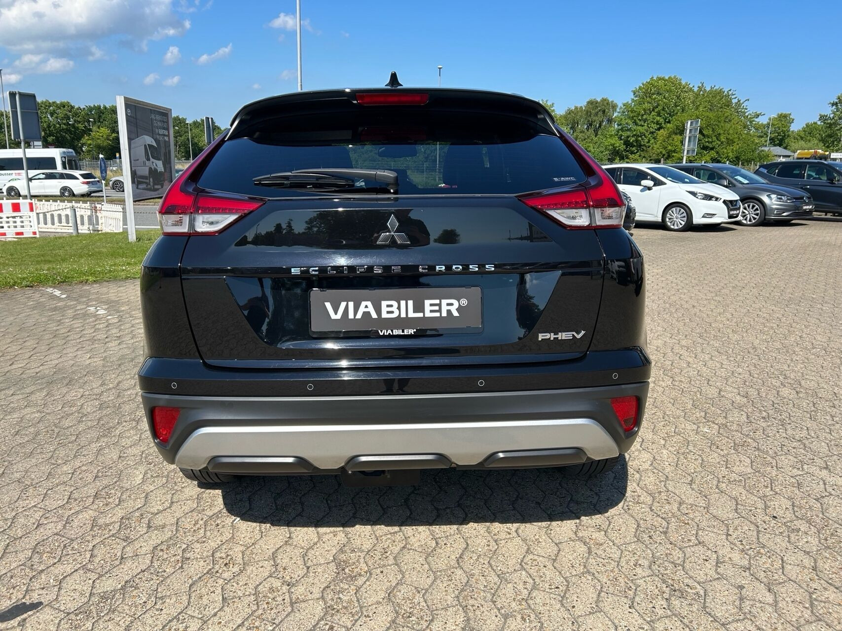 Sort Mitsubishi Eclipse Cross fra 2021
