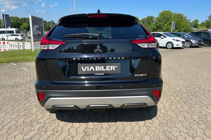 Sort Mitsubishi Eclipse Cross fra 2021