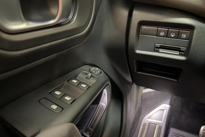 Blå Citroën C5 Aircross fra 2021
