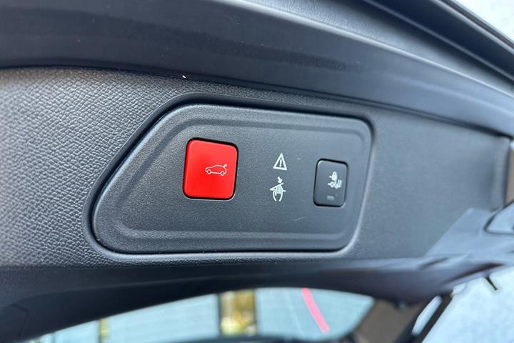 undefined Peugeot 3008 fra 2019