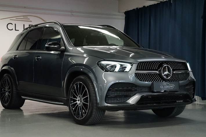 Grå Mercedes GLE350 de fra 2022