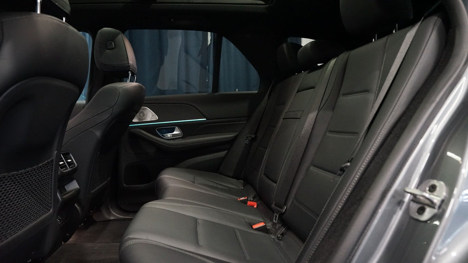 Grå Mercedes GLE350 de fra 2022