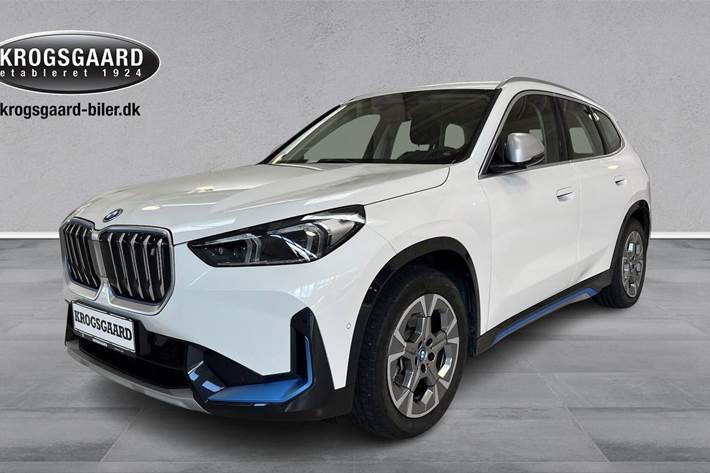 Hvid BMW iX1 fra 2023