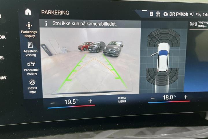 Hvid BMW iX1 fra 2023