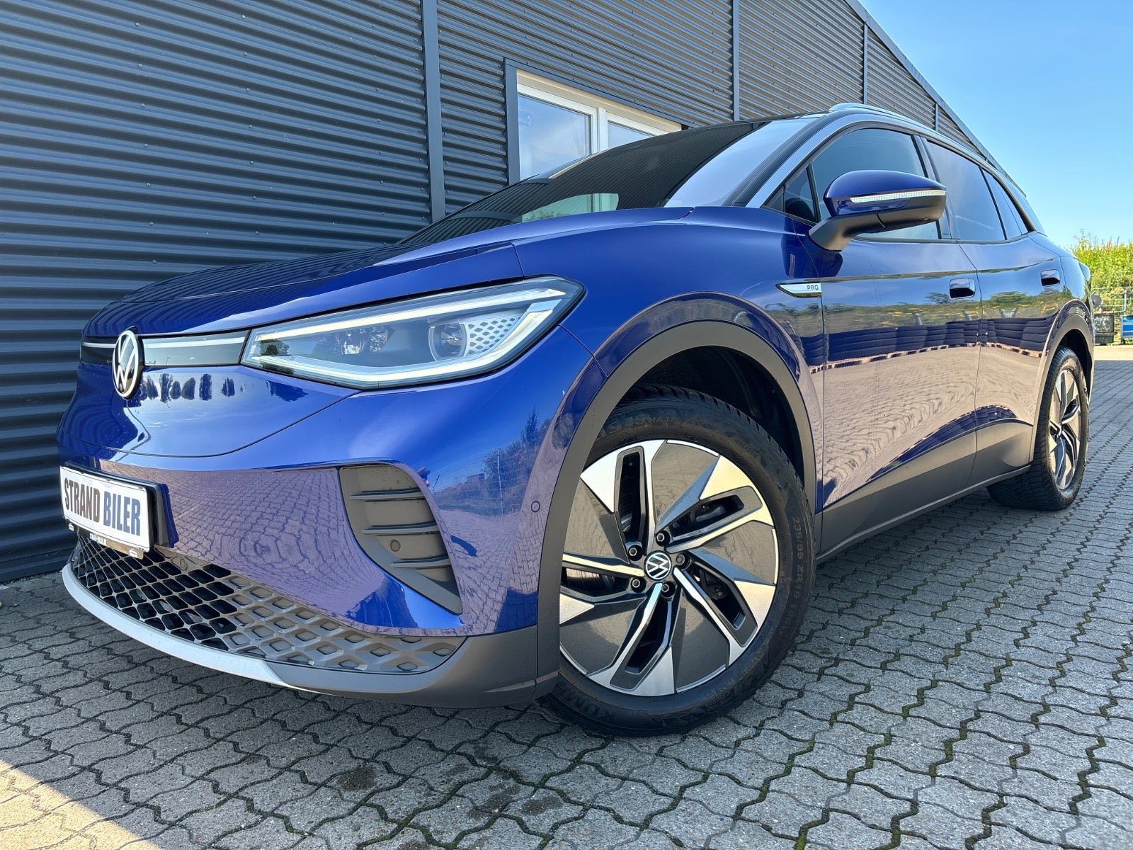 Blå VW ID.4 fra 2023