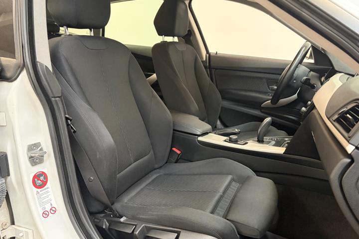 Hvid BMW 320d fra 2014