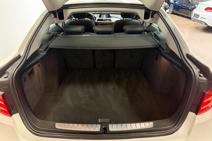 Hvid BMW 320d fra 2014