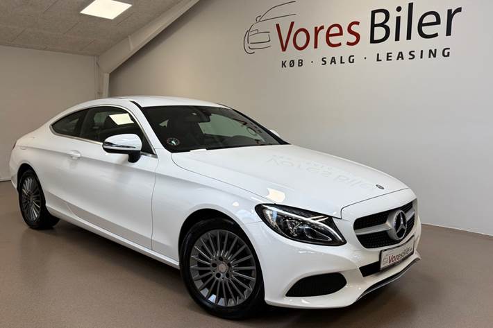 Hvid Mercedes C180 fra 2016