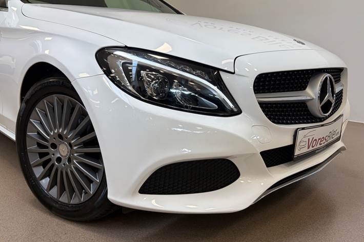 Hvid Mercedes C180 fra 2016