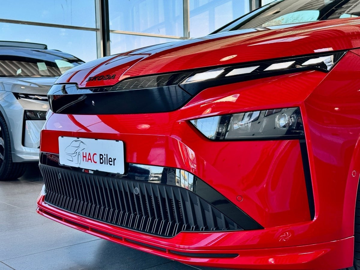Rød Skoda Enyaq fra 2026