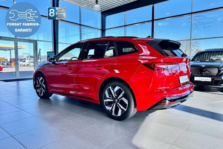 Rød Skoda Enyaq fra 2026