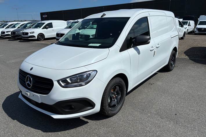 Hvid Mercedes Citan 112 fra 2026